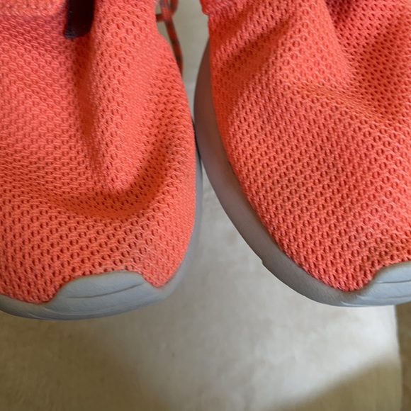 Nike - Picture 10 of 11